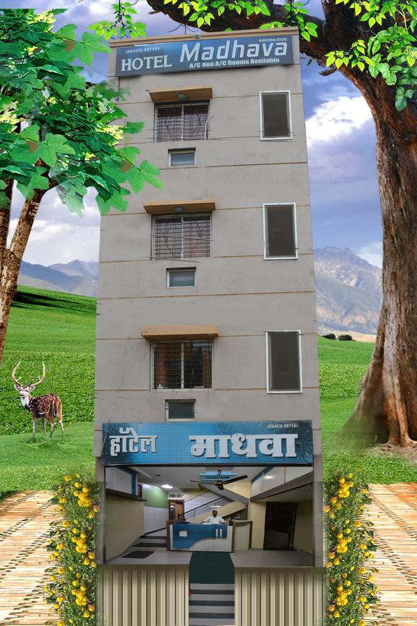 Hotel Madhava Shirdi Bagian luar foto